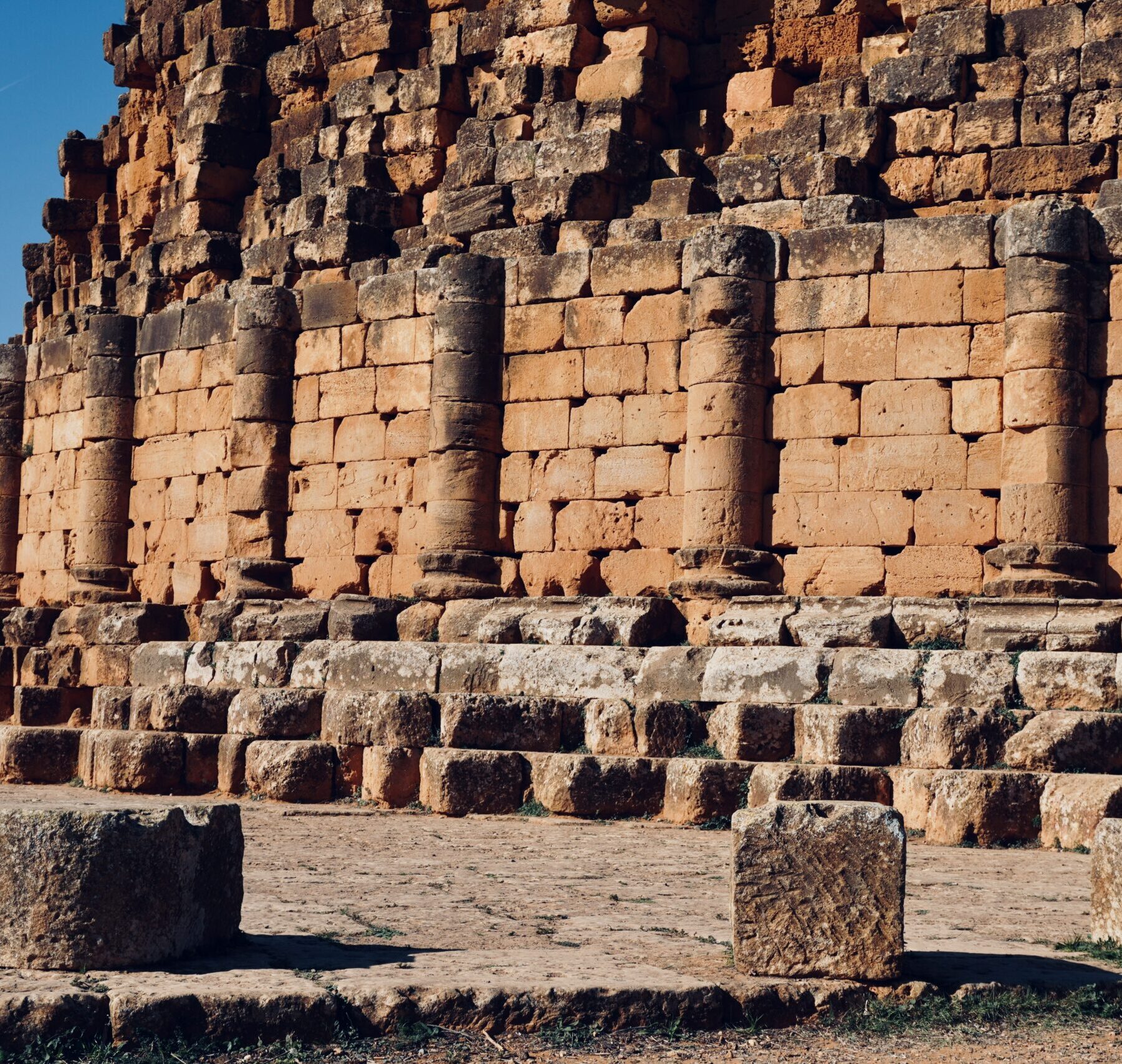 azzedine-rouichi-7XQQNldGl4s-unsplash